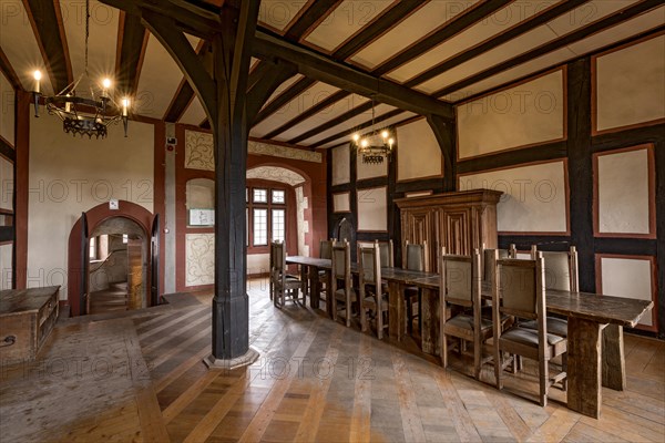 Junkernstube, long solid wooden table for young gentlemen, chandelier, Rieneckische Gemaecher,