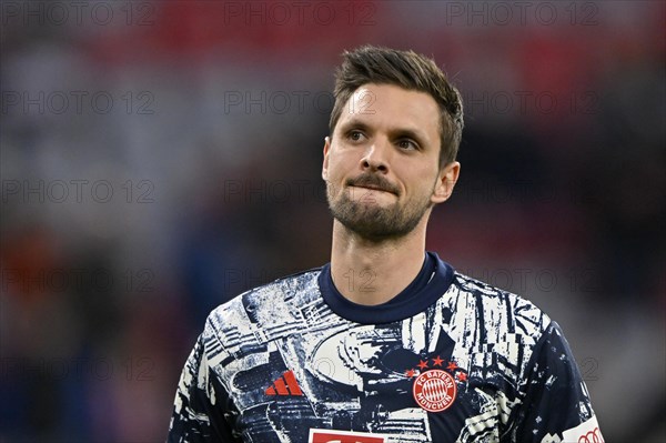 Warm-up training Goalkeeper Sven Ulreich FC Bayern Munich FCB (26) portrait, Allianz Arena, Munich,