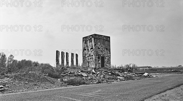Ruins of a GDR watchtower after the fall of the Wall, near Lehrter Stadtbahnhof, Mitte district,