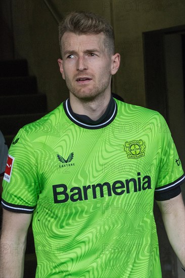 Football match, goalkeeper and captain Lukas HRADECKY Bayer Leverkusen, Voith-Arena football