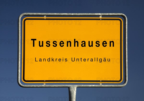 Town sign Tussenhausen, market in the district of Unterallgaeu, Bavaria, Germany, Europe
