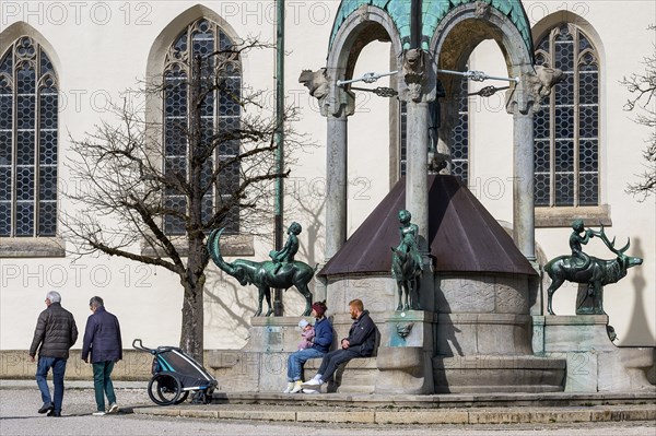 The St. Mang Fountain, a listed building, by the sculptor Georg Wrba 1905, Kempten, Allgaeu,