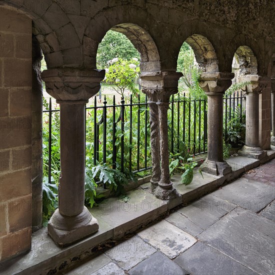 Columns, portico, Canterbury Cathedral, The Cathedral of Christ Church, interior view, Canterbury,