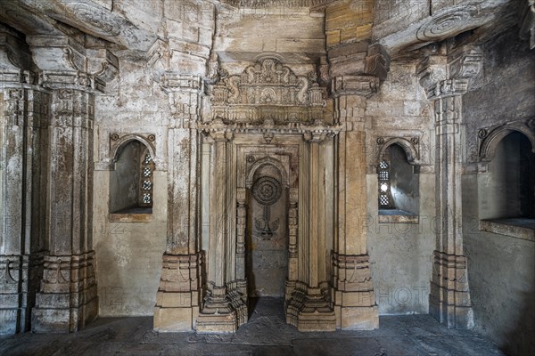 Dai Halima Vav Stepwell, Unesco site, Ahmedabad, Gujarat, India, Asia
