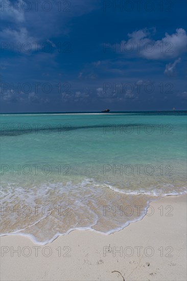 Turquoise waters on a white sand beach, Bangaram island, Lakshadweep archipelago, Union territory