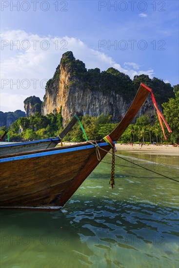 Longtail boat for transporting tourists, water taxi, taxi boat, ferry, ferry boat, fishing boat,