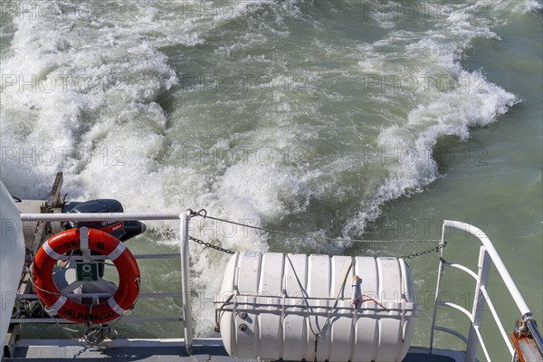 Boat trip, glacial lake, Grey III, Valparaiso, Torres del Paine National Park, Parque Nacional