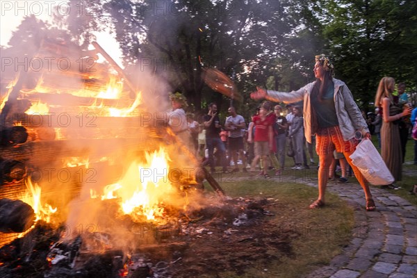 Riga. Ligo festival in Dzeguzkalna Park. Burning of the headdress (oak leaf wreath, flower wreath)