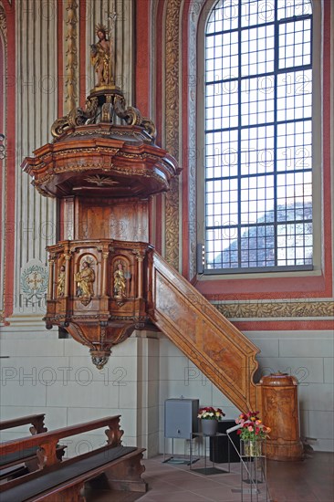 Pulpit with wood carving by Ebenist Johann Georg Nesstfell, arts and crafts, interior view,