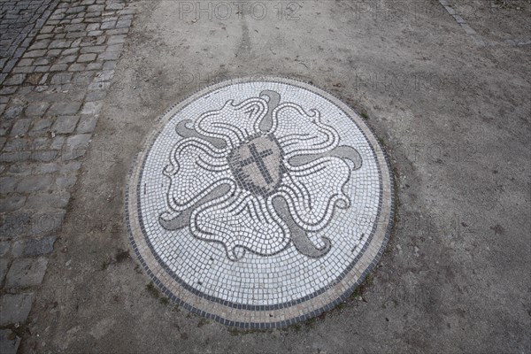 Luther rose as a floor mosaic as a symbol of the Evangelical Lutheran Church, round, monochrome,
