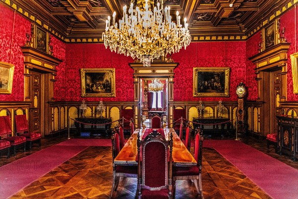 Moewen Hall, Neo-Renaissance and Neo-Baroque interiors, Miramare Castle with marvellous view of the