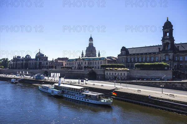 The passenger steamer DRESDEN at the landing stage on the Terrassenufer at the Bruehlsche Terrasse