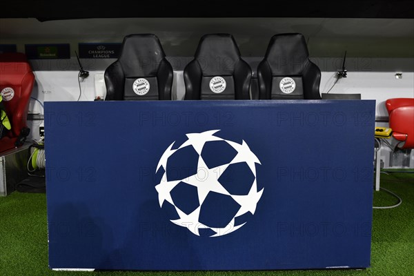 Logo, presenter's table, FC Bayern Munich FCB, Champions League, CL, Allianz Arena, Munich,
