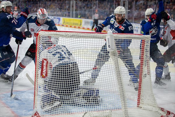 10.03.2024, DEL, German Ice Hockey League season 2023/24, 1st playoff round (pre-playoffs) : Adler