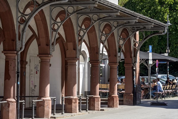 Restaurant and street cafe, historic market arbours, arcade with columns, arcades, Giessen weekly