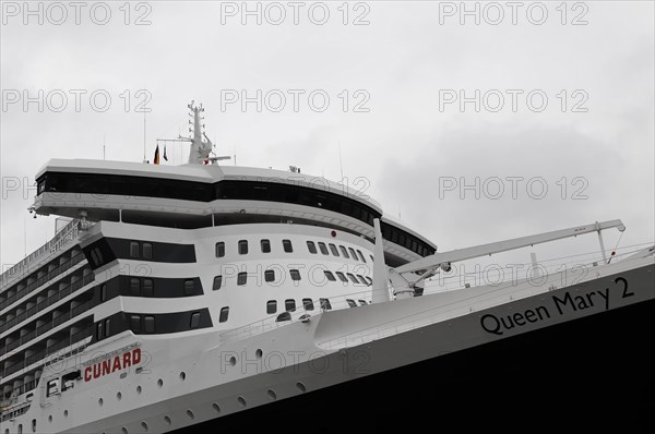 View of the wheelhouse and the bow of the Queen Mary 2 of the Cunard Line, Hamburg, Hanseatic City