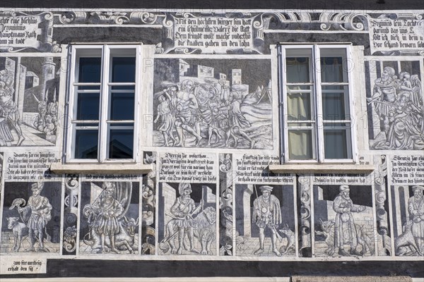 House facade with wall painting from the Renaissance period, sgraffito house, main square, Weitra,