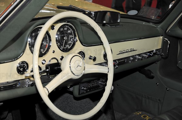 RETRO CLASSICS 2010, Stuttgart Trade Fair, Interior of a classic Mercedes-Benz 300 SL, with