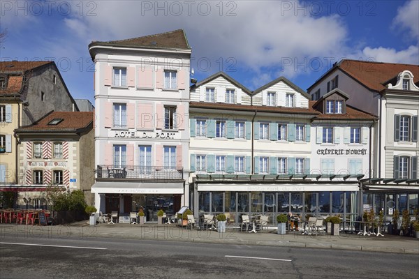 Hotel du Port and La Creperie d'Ouchy in the Ouchy district, Lausanne, district of Lausanne, Vaud,