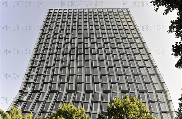 TANZENDE TUeRME, hotel and office building, completed in 2012, modern high-rise building with glass