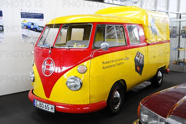RETRO CLASSICS 2010, Stuttgart Trade Fair, Colourfully painted VW T1 Bulli in yellow and red with