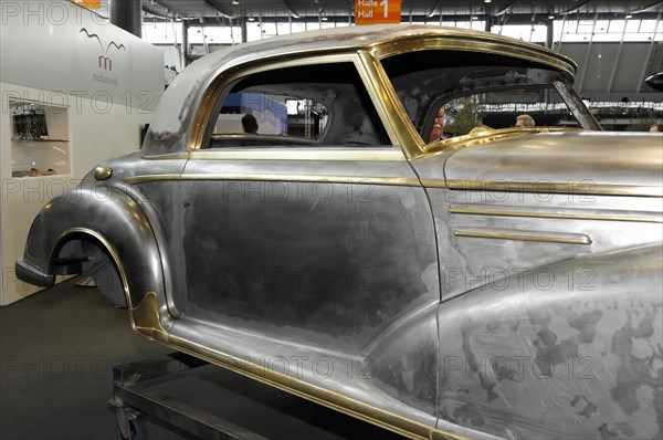 Mercedes-Benz classic car during restoration, RETRO CLASSICS 2010, detailed view of a classic car
