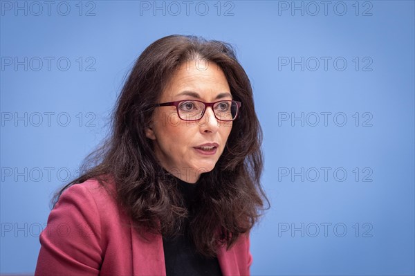 Yasmin Fahimi, Chairwoman, German Trade Union Confederation (DGB), at a federal press conference