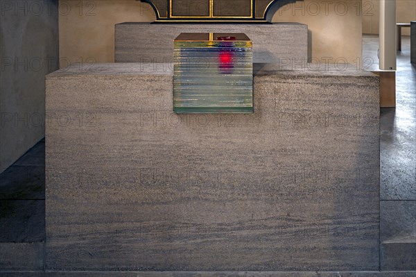 Modern glass tabernacle, St Clare's Church, Koenigstrasse 66, Nuremberg, Middle Franconia, Bavaria,