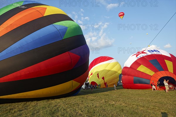 Hot-air balloons, Ballooning Festival, Saint-Jean-sur-Richelieu, Quebec Province, Canada, North