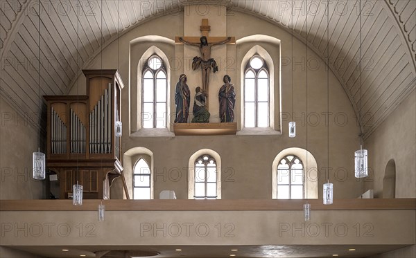 West wall with gallery and with the crucifixion group from around 1510 by the carver Veit