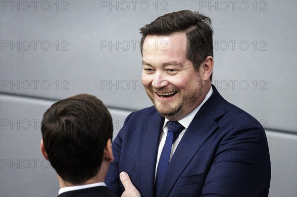 Uli Groetsch recorded shortly in front of taking the oath for the office of Police Commissioner in