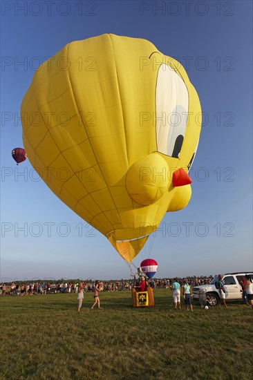 Hot-air balloons, Ballooning Festival, Saint-Jean-sur-Richelieu, Quebec Province, Canada, North