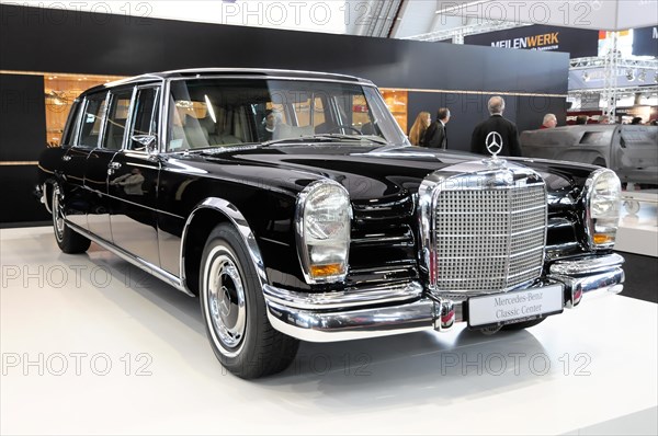 RETRO CLASSICS 2010, Stuttgart Messe, Side view of a classic black Mercedes-Benz limousine,