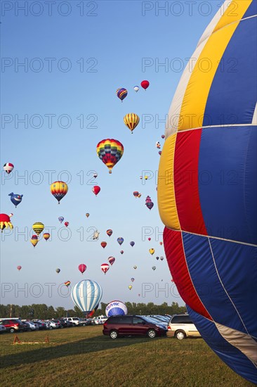 Hot-air balloons, Ballooning Festival, Saint-Jean-sur-Richelieu, Quebec Province, Canada, North