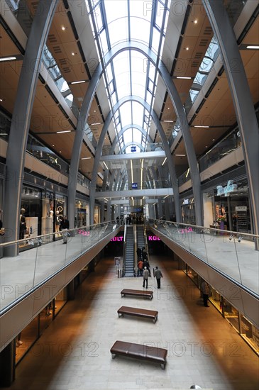 Europa Passage, Ballindamm, View of aisles and shops in a shopping centre with few people, Hamburg,