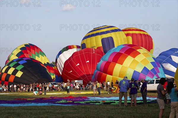 Hot-air balloons, Ballooning Festival, Saint-Jean-sur-Richelieu, Quebec Province, Canada, North