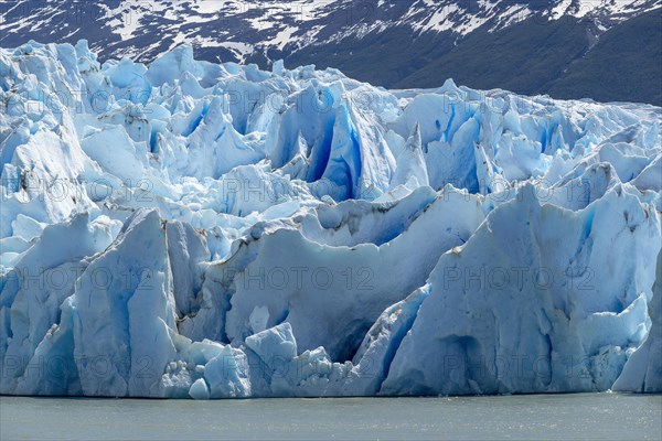 Glacier, Lago Grey, Torres del Paine National Park, Parque Nacional Torres del Paine, Cordillera