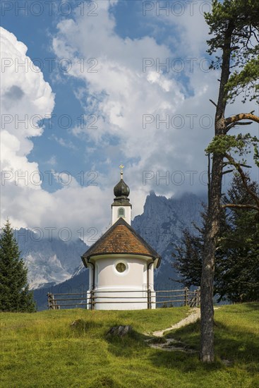 Maria Koenigin Chapel on Lake Lautersee, near Mittenwald, Werdenfelser Land, Upper Bavaria,