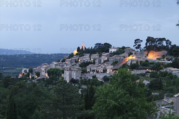 Bonnieux, Luberon, Vaucluse, Provence, France, Europe