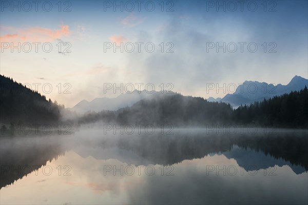 Sunrise and morning fog, Geroldsee or Wagenbruechsee, Kruen near Mittenwald, Werdenfelser Land,