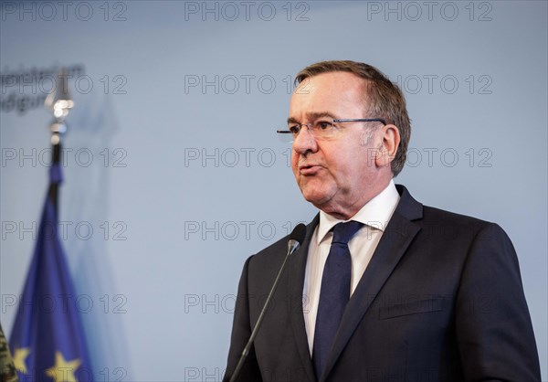 Boris Pistorius, Federal Minister of Defence, at a press conference on the structural reform of the
