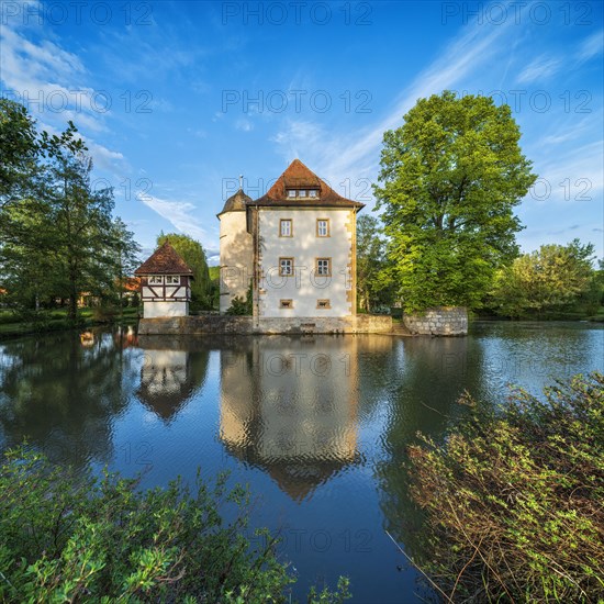 Kleinbardorf moated castle, municipality of Sulzfeld, Hassberge, Rhoen-Grabfeld, Lower Franconia,