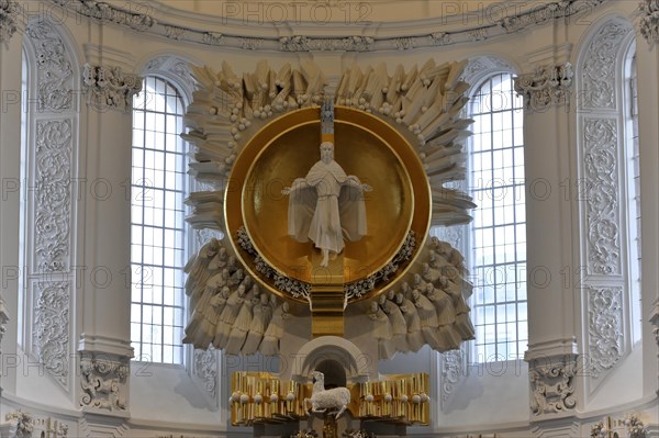 St Kilian's Cathedral in Wuerzburg, Wuerzburg Cathedral, statue of a saint surrounded by golden