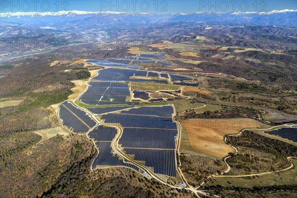Aerial photo, solar park, Les Mees, plateau, La Colle des Mees, Alpes-de-Haute-Provence, Siemens