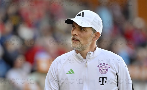 Coach Thomas Tuchel FC Bayern Munich FCB Portrait, Adidas, Deutsche Telekom, Logo, Voith-Arena,