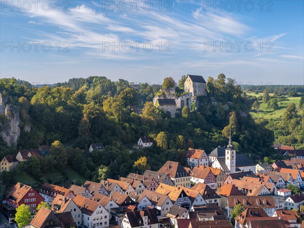 View of Pottenstein with castle, church and half-timbered houses, Townscape, Franconian