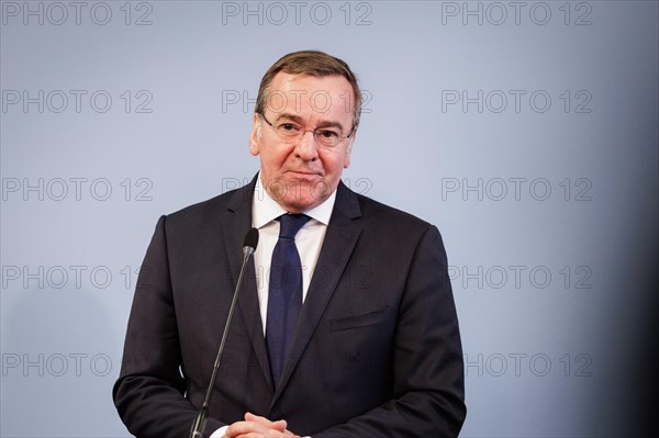 Boris Pistorius, Federal Minister of Defence, at a press conference on the structural reform of the