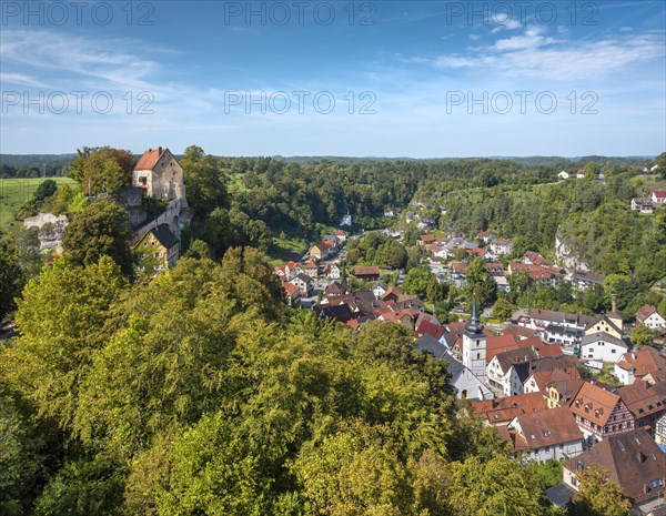 View of Pottenstein with castle and landscape, Townscape, Franconian Switzerland, Franconian Alb,