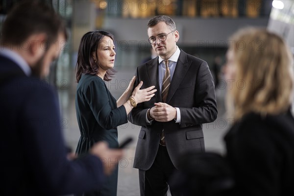 (L-R) Annalena Baerbock, Federal Foreign Minister, and Dmytro Kuleba, Foreign Minister of Ukraine,