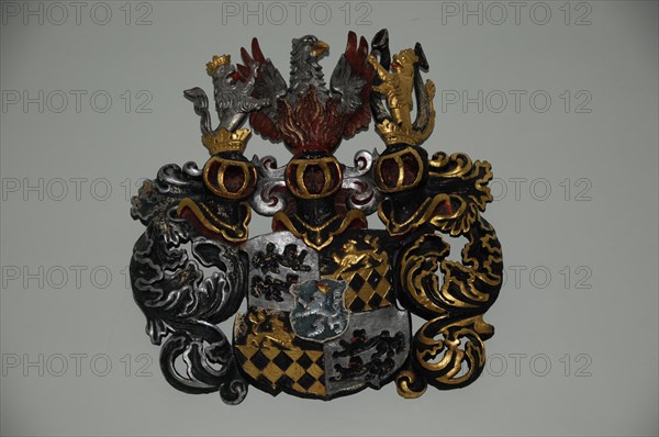 Langenburg Castle, A heraldic coat of arms with black and gold elements and an eagle, Langenburg